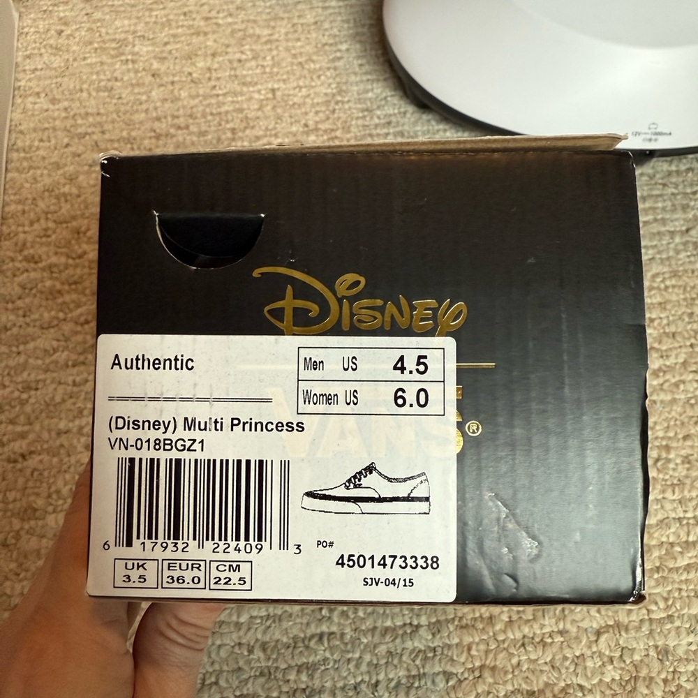 Disney Vans - Picture 7 of 12